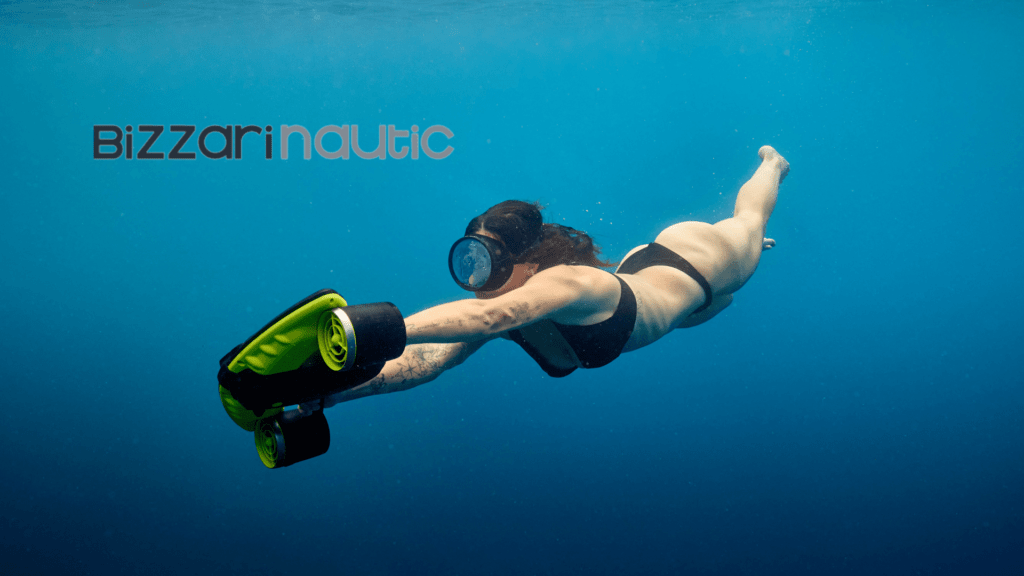 Femme avec un scooter sous-marin Navbow + Bizzarinautic